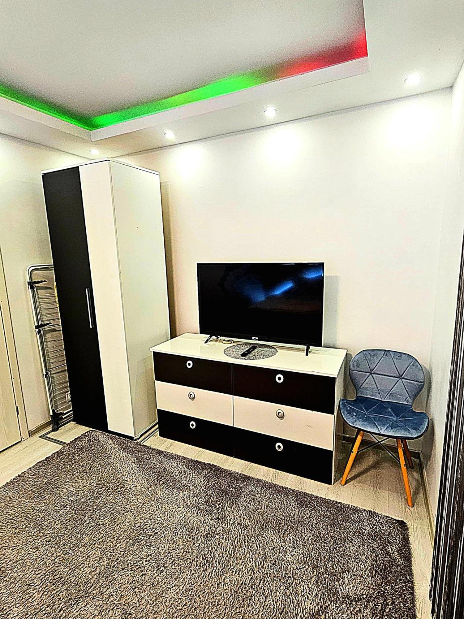 Luxury Paul Apartment Green, Private & Accessible Braszów Zewnętrze zdjęcie
