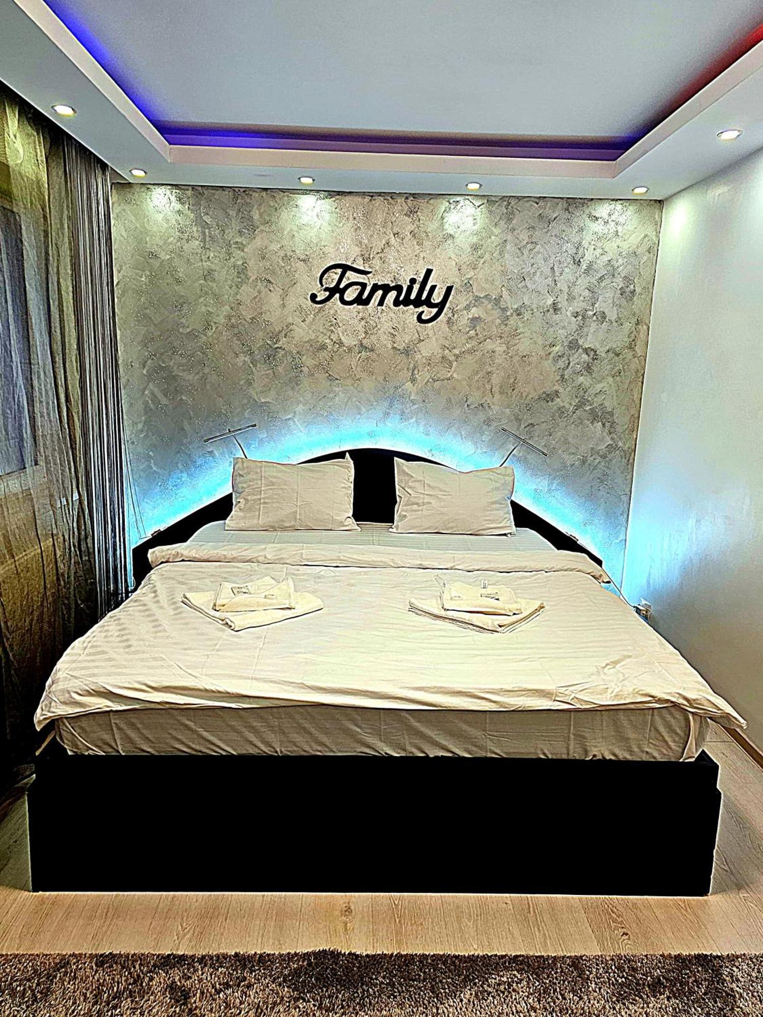 Luxury Paul Apartment Green, Private & Accessible Braszów Zewnętrze zdjęcie